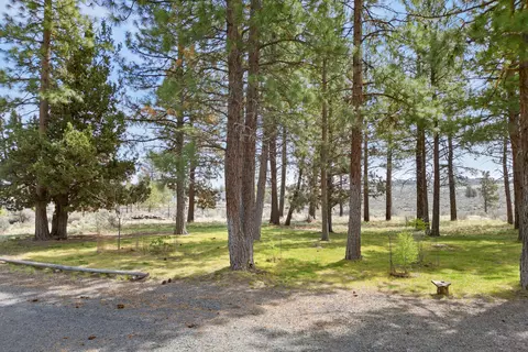 22181 Calgary Dr, Bend, OR 97702 photo 35