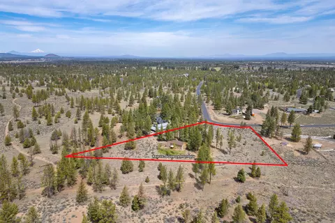 22181 Calgary Dr, Bend, OR 97702 photo 31
