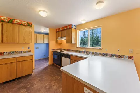 22181 Calgary Dr, Bend, OR 97702 photo 10