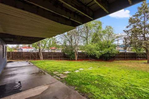 624 NE Tracker Ct, Bend, OR 97701 photo 46