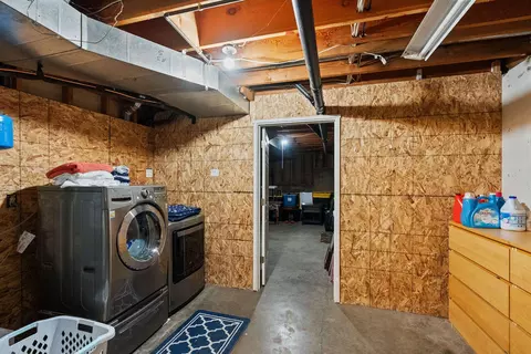 624 NE Tracker Ct, Bend, OR 97701 photo 39