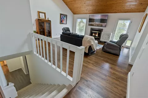 624 NE Tracker Ct, Bend, OR 97701 photo 18