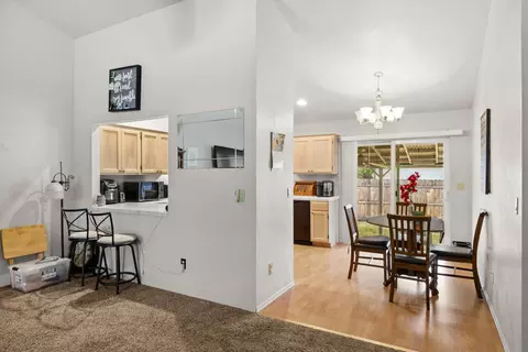 256 Tierra Cir, Eagle Point, OR 97524 photo 7
