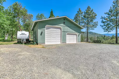 920 Templin Ave, Grants Pass, OR 97526 photo 24