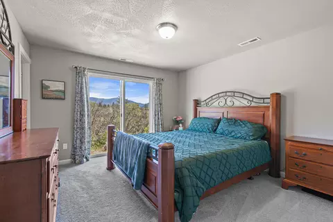 920 Templin Ave, Grants Pass, OR 97526 photo 19