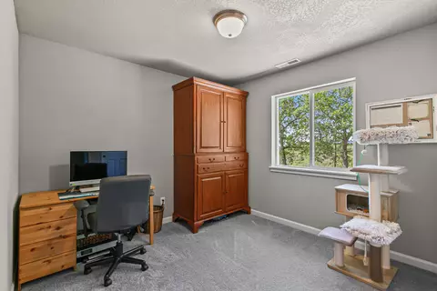920 Templin Ave, Grants Pass, OR 97526 photo 17