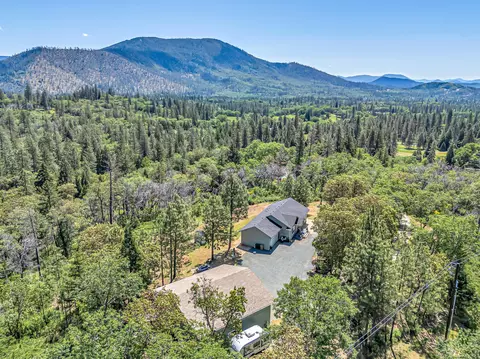 920 Templin Ave, Grants Pass, OR 97526