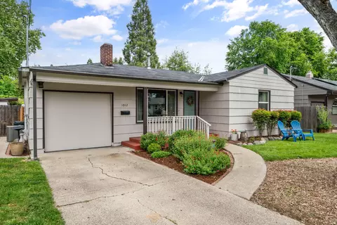 1012 Winchester Ave, Medford, OR 97501