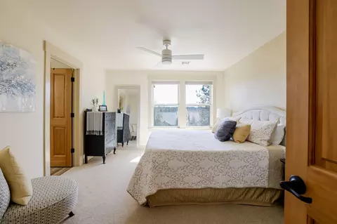 Bedroom - 61443 Elder Ridge St, Bend, OR 97702 photo 1 of 3