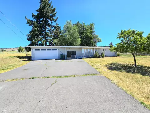 787 S Alameda Ave, Klamath Falls, OR 97603