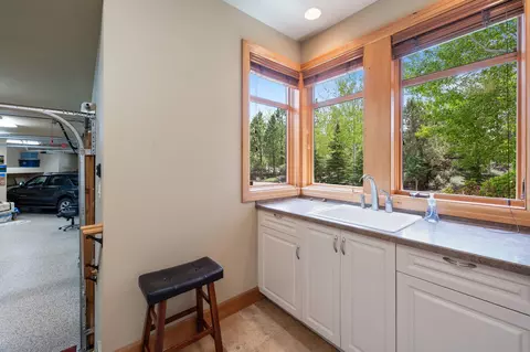 Other - 65719 Cairn Ct, Bend, OR 97701 photo 21 of 29