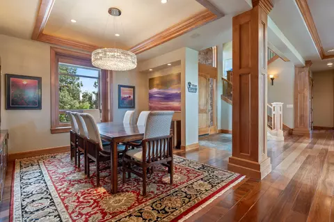 Dining - 65719 Cairn Ct, Bend, OR 97701 photo 4 of 6