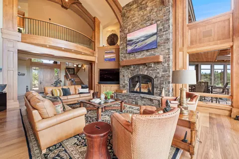 Living - 65719 Cairn Ct, Bend, OR 97701 photo 1 of 5