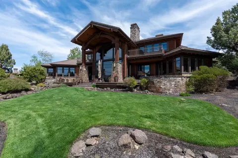 Exterior - 65719 Cairn Ct, Bend, OR 97701 photo 16 of 20