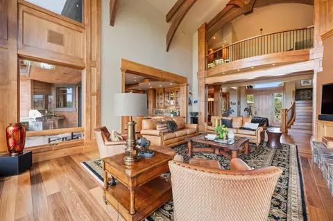 Living - 65719 Cairn Ct, Bend, OR 97701 photo 4 of 5