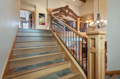Entry Way - 65719 Cairn Ct, Bend, OR 97701 photo 4 of 8