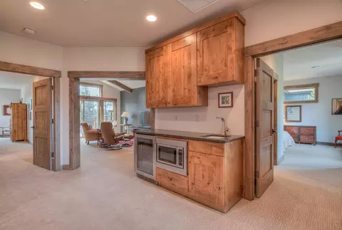 60442 Snap Shot Loop, Bend, OR 97702 photo 36
