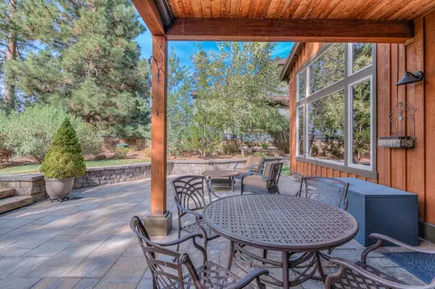 60442 Snap Shot Loop, Bend, OR 97702 photo 52