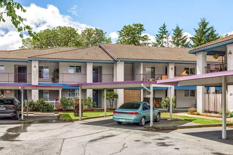 815 Pine St # 2, Rogue River, OR 97537