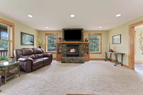 63620 Hughes Rd, Bend, OR 97701 photo 10