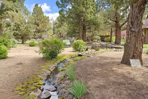 63620 Hughes Rd, Bend, OR 97701 photo 40
