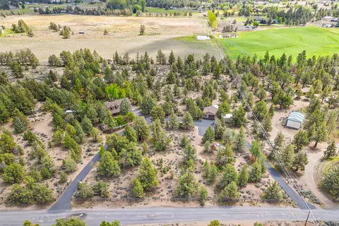 63620 Hughes Rd, Bend, OR 97701 photo 8