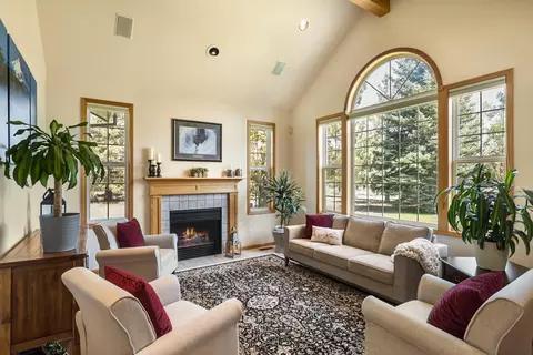Living - 23308 Chisholm Trl, Bend, OR 97702 photo 1 of 5