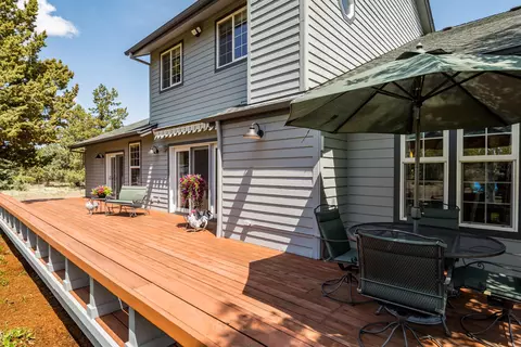 Exterior - 23308 Chisholm Trl, Bend, OR 97702 photo 15 of 18