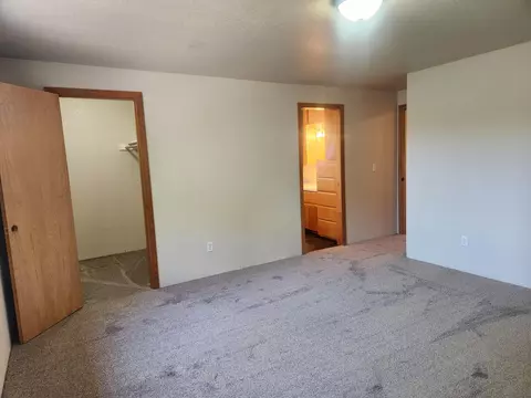 Bedroom - 812 Corey Dr, Phoenix, OR 97535 photo 6 of 6