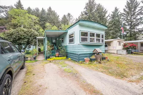 3000 Frontage Rd #SPC 75, Reedsport, OR 97467