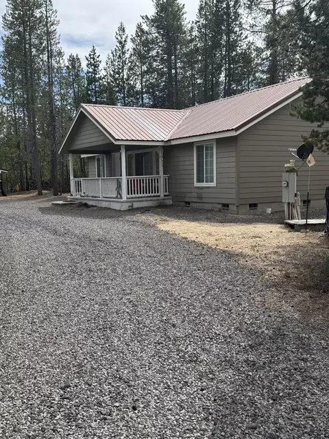 124868 Mowich St, Crescent Lake, OR 97733