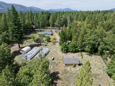 261 White Oak Dr, Cave Junction, OR 97523 photo 54