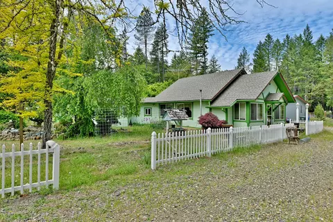 261 White Oak Dr, Cave Junction, OR 97523 photo 37