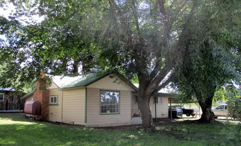 36041 Agency Lake Loop Rd, Chiloquin, OR 97624
