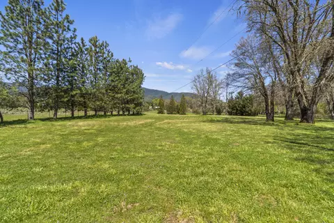 Exterior - 2800 Cedar Flat Rd, Williams, OR 97544 photo 14 of 15