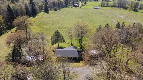View/Area - 2800 Cedar Flat Rd, Williams, OR 97544 photo 3 of 8