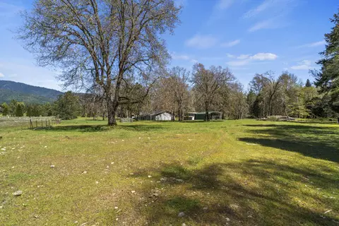 Exterior - 2800 Cedar Flat Rd, Williams, OR 97544 photo 12 of 15