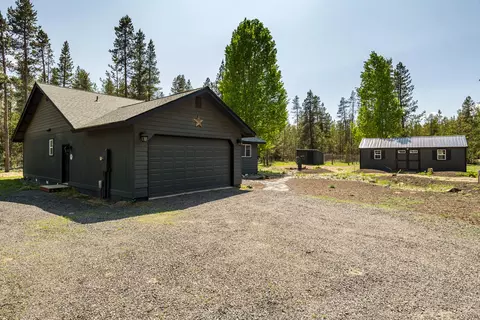 52247 Lechner Ln, La Pine, OR 97739 photo 1