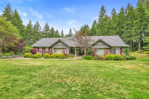 198 Daleo Dr, Grants Pass, OR 97527