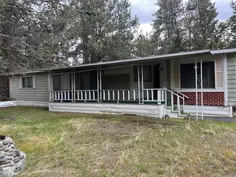 60966 Targee Dr, Bend, OR 97702 photo 3