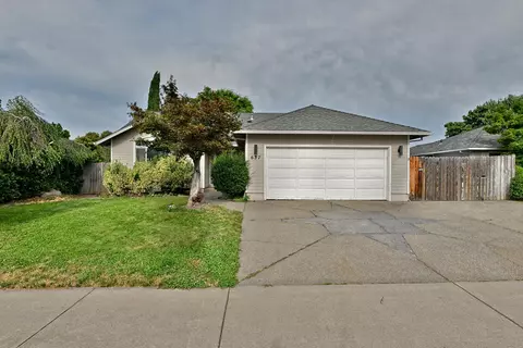 637 Benjamin Way, Phoenix, OR 97535 photo 2