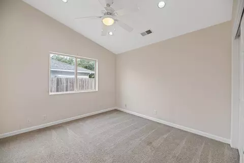 637 Benjamin Way, Phoenix, OR 97535 photo 21