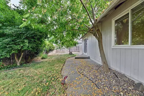 637 Benjamin Way, Phoenix, OR 97535 photo 29