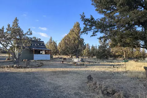 7121 SW Forest Park Rd, Culver, OR 97734