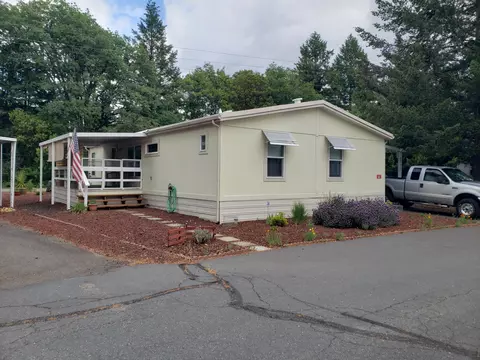 222 Ollis Rd #73, Cave Junction, OR 97523