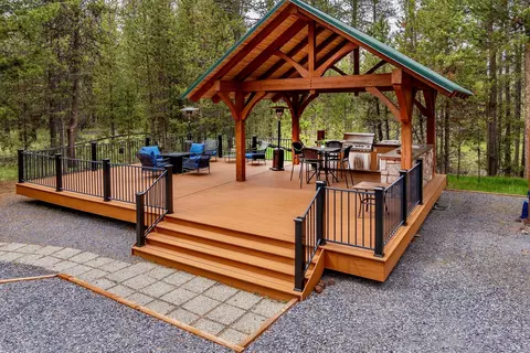 17150 Avocet Dr, Bend, OR 97707
