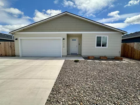 7920 Jacqueline Way, White City, OR 97503