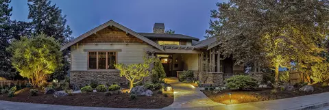 310 High St, Ashland, OR 97520