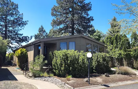 1001 SE 15th St #34, Bend, OR 97702