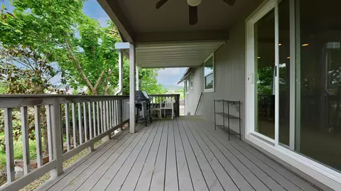 1180 Highlands Dr, Eagle Point, OR 97524 photo 21